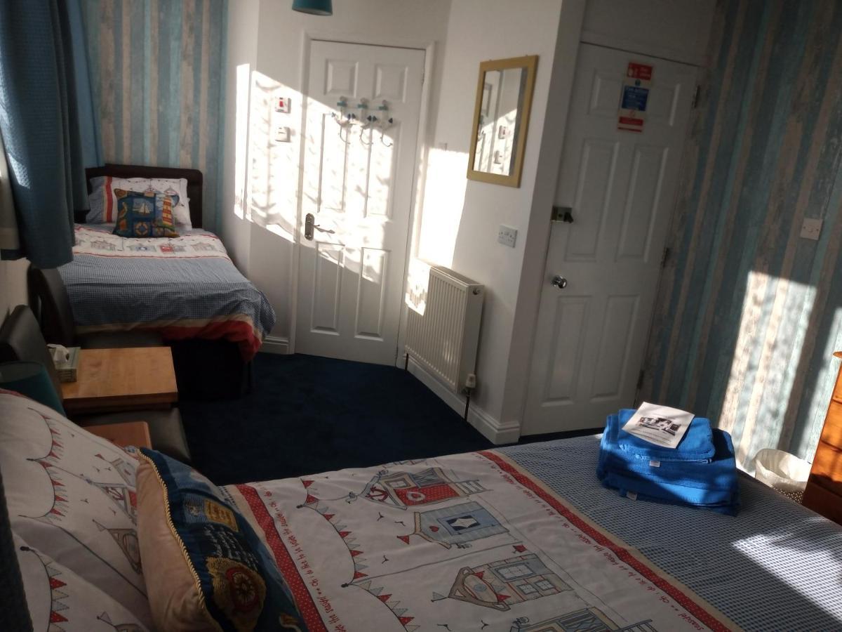 Sandcastles Guest House Great Yarmouth Bagian luar foto